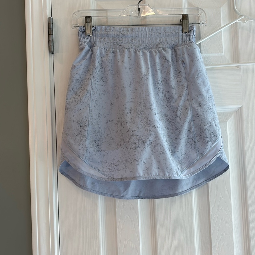 Lululemon Hotty Hot skirt